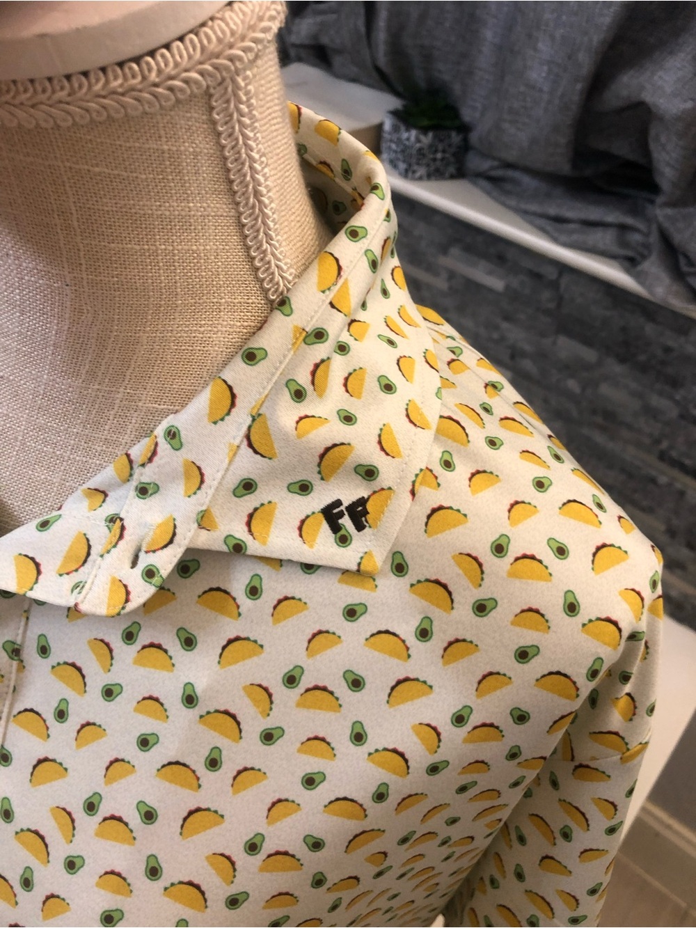 Men’s Taco Themed Golf Polo XL NWOT - Picture 4 of 7